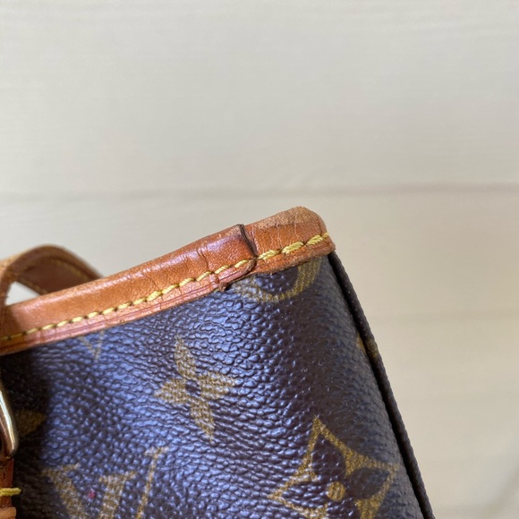 Louis Vuitton bucket - Picture 5 of 8